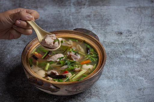 Crafting Perfection: Unlocking the Art of Chicken Pho Broth