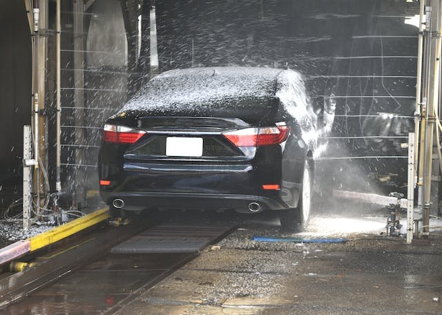 Robowash – The Ultimate Touchless Car Washing Experience